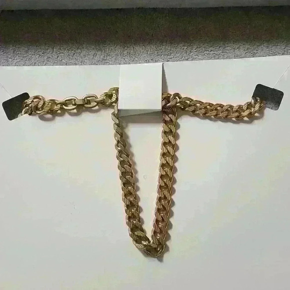 Stella and dot The French twist statement necklace - Picture 8 of 16